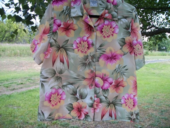 SEXY TROPICS Retro 80s Florals HAWAII Blouse, w sh