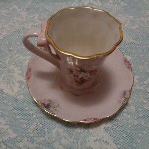 BOW LAVENDER LILY Cup & Saucer Set By Bradford Exchange image 8