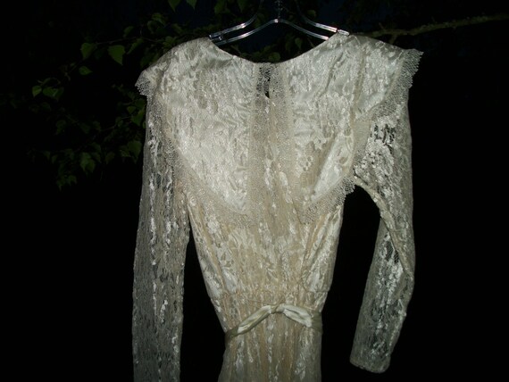 Vintage 70s 80s LOVELY In White LACE EDWARDIAN St… - image 8