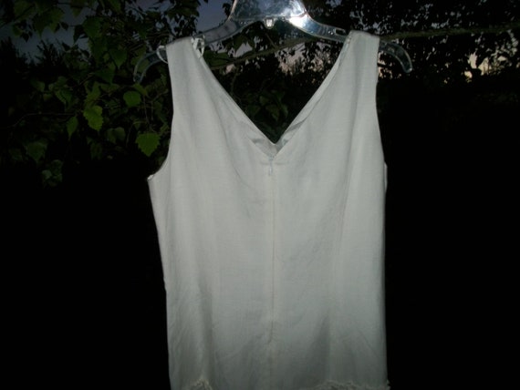 Retro 90s Does Pretty White Sleeveless, COTTAGECO… - image 5