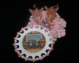 Darling Vintage PRETTY IN PINK Angels Round Doily Kitchen Stove Prayer Plate