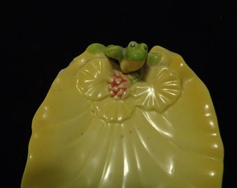 1950S Baby Frog on LILLY PAD POTTERY
