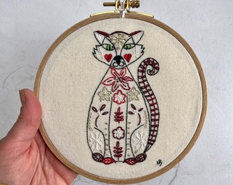 Red cat embroidery pattern, pdf instant download, hand embroidery designs, folk inspired hoop art