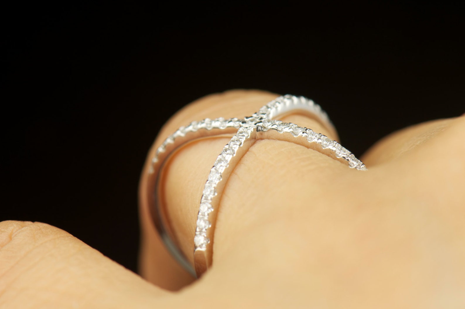 Mila Diamond Fashion Ring in White Gold Round Brilliant - Etsy