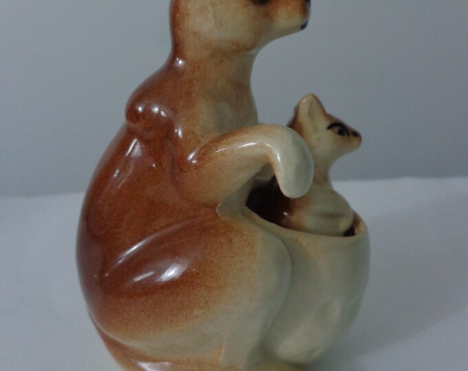 Vintage Kangaroo Salt and Pepper Shakers Mother Kangaroo and Etsy