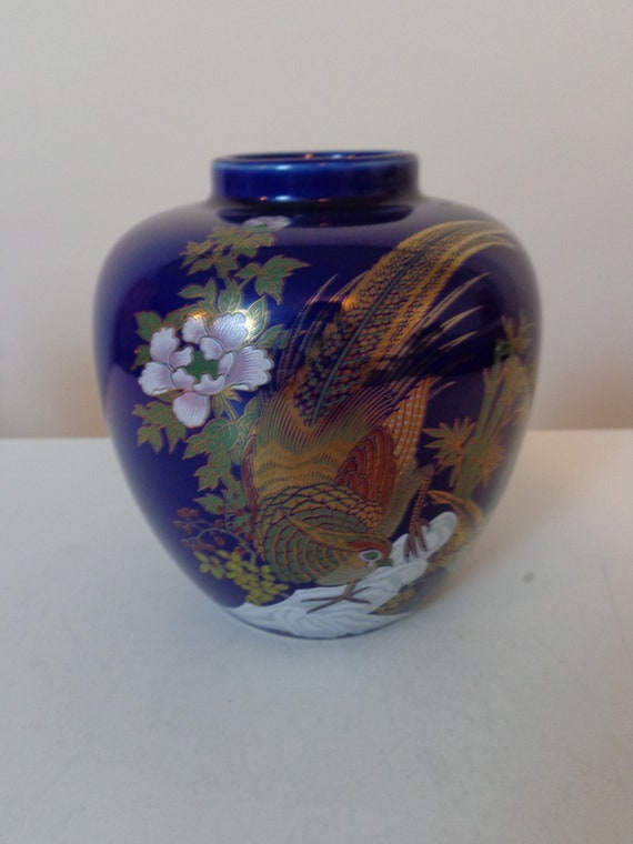 Vintage Vase Oriental Blue Bird Chinese Vase Short Vase Etsy Canada