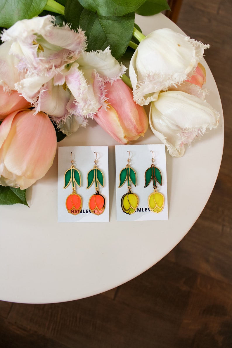 Tulip Earrings image 3