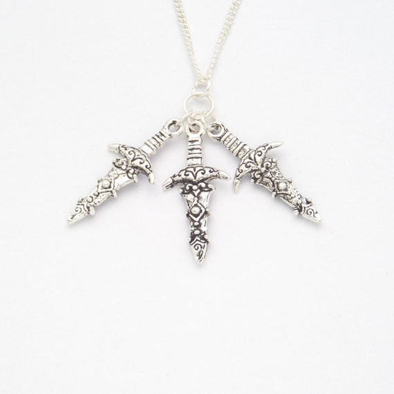 The Rogue Necklace Critical Role Etsy