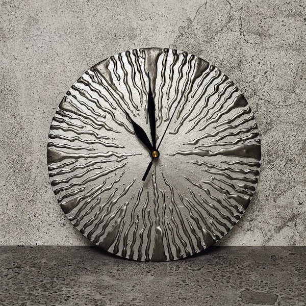 SILVER WALL CLOCK with silent clock movement