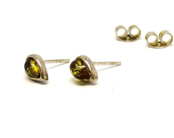 Solid silver amber studs ~ Amber stud earrings ~ Minimal studs ~ Amber jewelry ~ 925 sterling silver ~ Teardrop amber studs ~ Simple studs