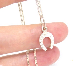 Horseshoe necklace ~ Get luck gift ~ Silver horseshoe ~ Sterling silver ~ Unsex pendant ~ Horseshoe pendant ~ Charm necklace ~ Gift idea