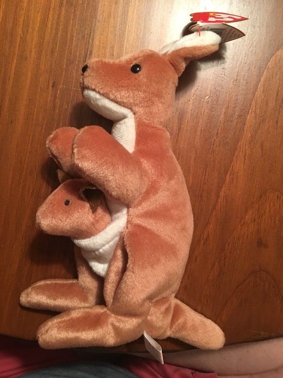 1996 pouch beanie baby