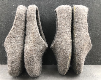 Boil wool felted woman slippers organic wool high back clogs or low back slip on felt slippers, natural rustic dark gray woolen slippers