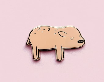 Piglet Enamel Pin - Cute Farm Animal Pin, Pin Badge, Hard Enamel Pin, Animal Brooch, Lapel Pin, Small Gift for Him or Her, Baby Pig