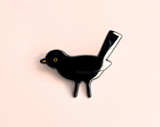 Blackbird Enamel Pin - Cute Garden Bird Pin, Hard Enamel Pin, Woodland Animal, Lapel Pin Badge, British Wildlife