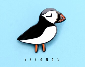 Puffin Hard Enamel Pin - Sea Bird Animal Pin Badge, Cute Nature Brooch, Lapel Pin, Small Gift, Black and White, Small Bird