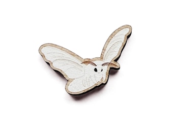 Broche de polilla de seda de madera - De origen responsable