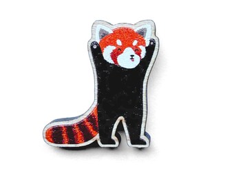 Pin de madera de panda rojo - De origen responsable