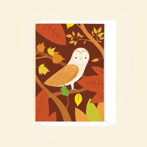 Carte de voeux effraie des cloches - arbres d'automne, illustration d'oiseau, scène de forêt, illustration de forêt, intérieur vierge pour vos messages personnels