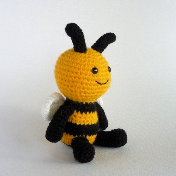 Amigurumi Bee, Crochet Toy Bee, Mini Amigurumi, Hand Made Toy