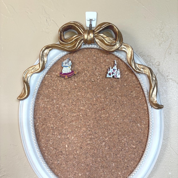 White Oval w/Shiny Gold Bow Pin Trading Pinboard Corkboard Wall Frame Display