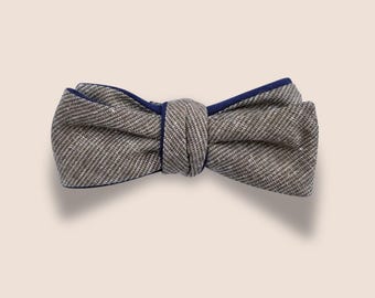 Self Tie Bow Tie Adjustable, Reversible, Straight Vintage Style, Wool-Cashmere Blend Tweed and Navy Blue Cotton, Custom Handmade to Order