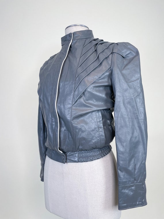 Vintage 1980s Grey and White Cropped Leather Coat… - image 6