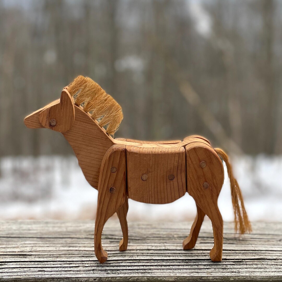Rustic Horse Design Vintage Rustic Wooden Horse Simplistic Design Natural Wood Jute Mane ...