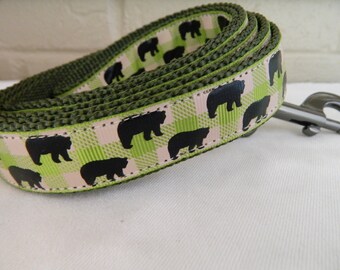 Bears on Green and Tan Buffalo Plaid Dog Leash