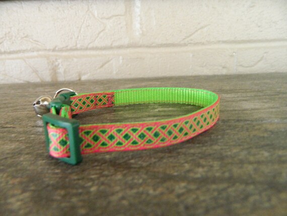 St Patrick's Day Hot Pink and Emerald Celtic Knot Kitten Cat