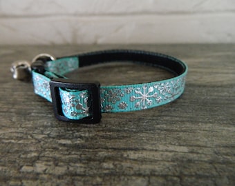 Silver Foil Snowflakes on Tropic Kitten / Cat Collar