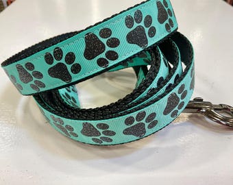 Black Glitter Paw Prints on Tropic Dog Leash