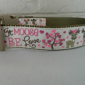 Valentine&#39;s Day It Moose Be Love Dog Collar