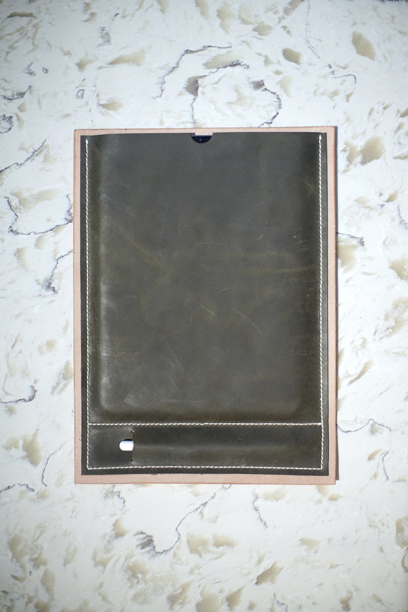 Leather Ipad case with slot for Apple pencil