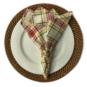 Cloth Napkins in an Elegant Plaid Fabric, Dinner Napkins,  Reusable Cloth Napkins, Sold in Sets of 2