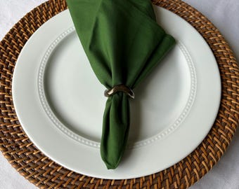 Cloth Napkins in a Basil Green Kona Cotton Fabric, Dinner Napkins,  Reusable and Washable Cloth Napkins, Set of 2