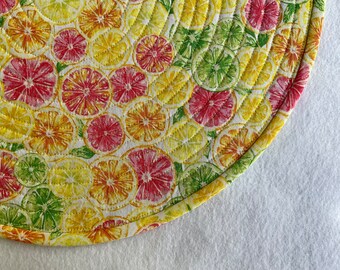 Colorful Citrus Slices to Brighten Your Breakfast Table, Print Quilted Round Placemats, Sold in Sets of 2
