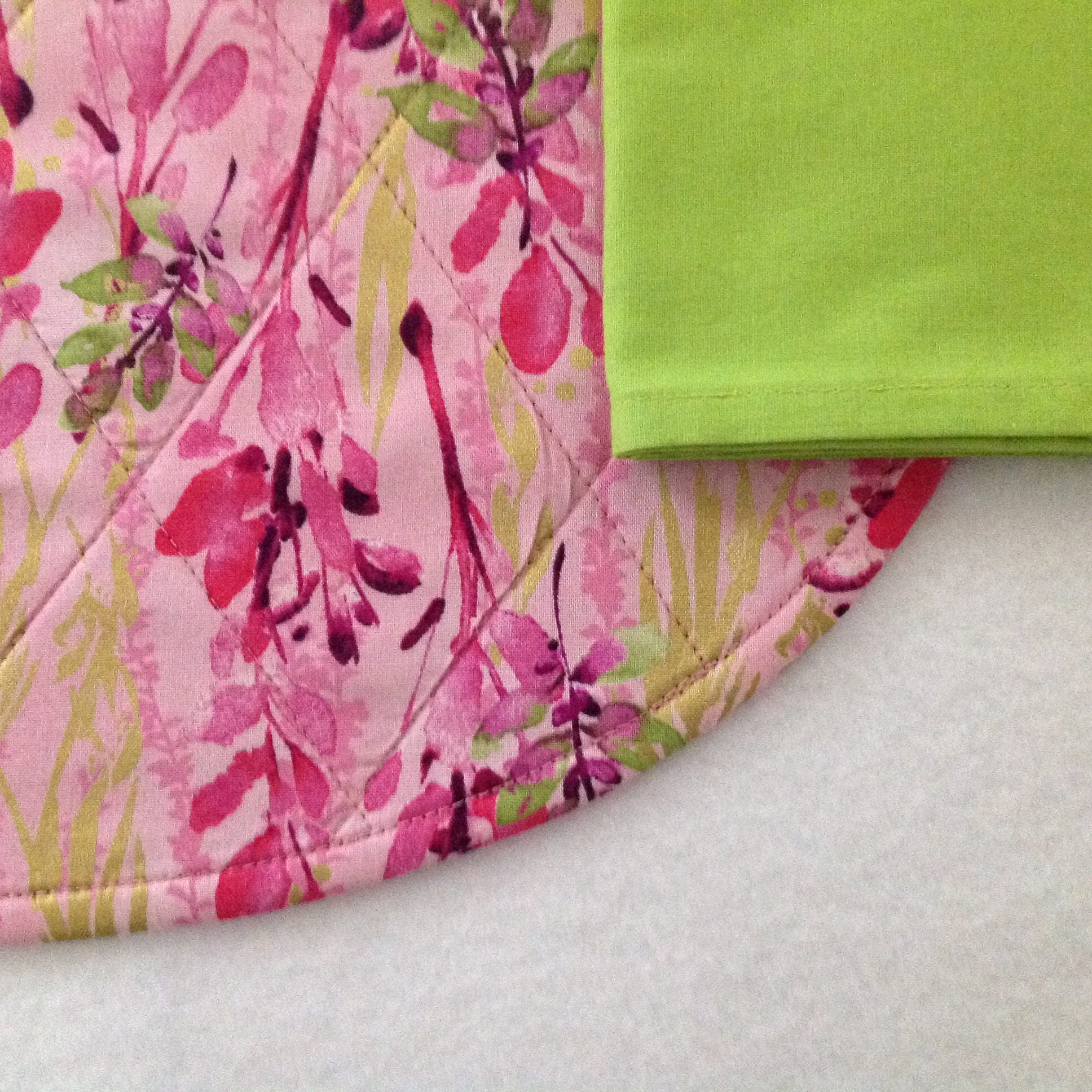 Shades of Pink Wedge Shaped Quilted Placemats