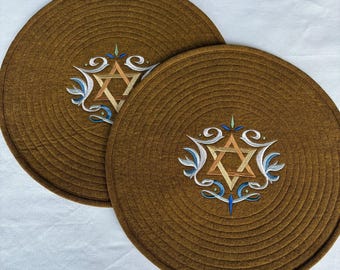 Hanukka Table Linens