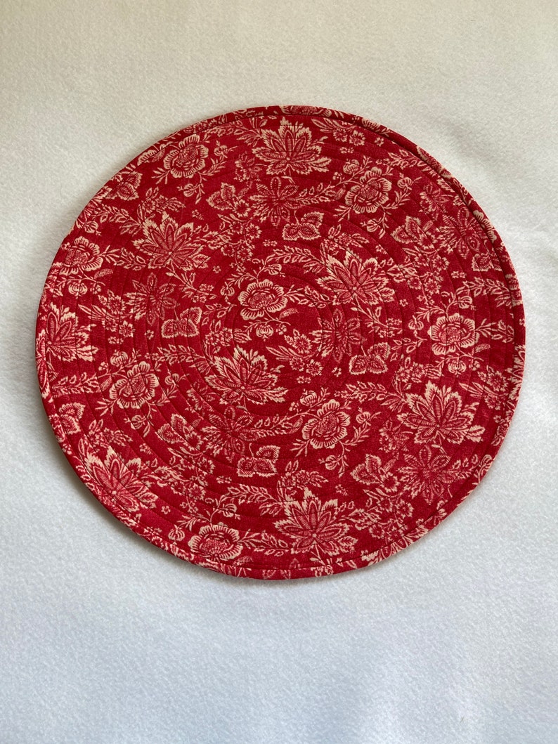 Red/brick Peach & Cream Quilted Round Placemats. Etsy