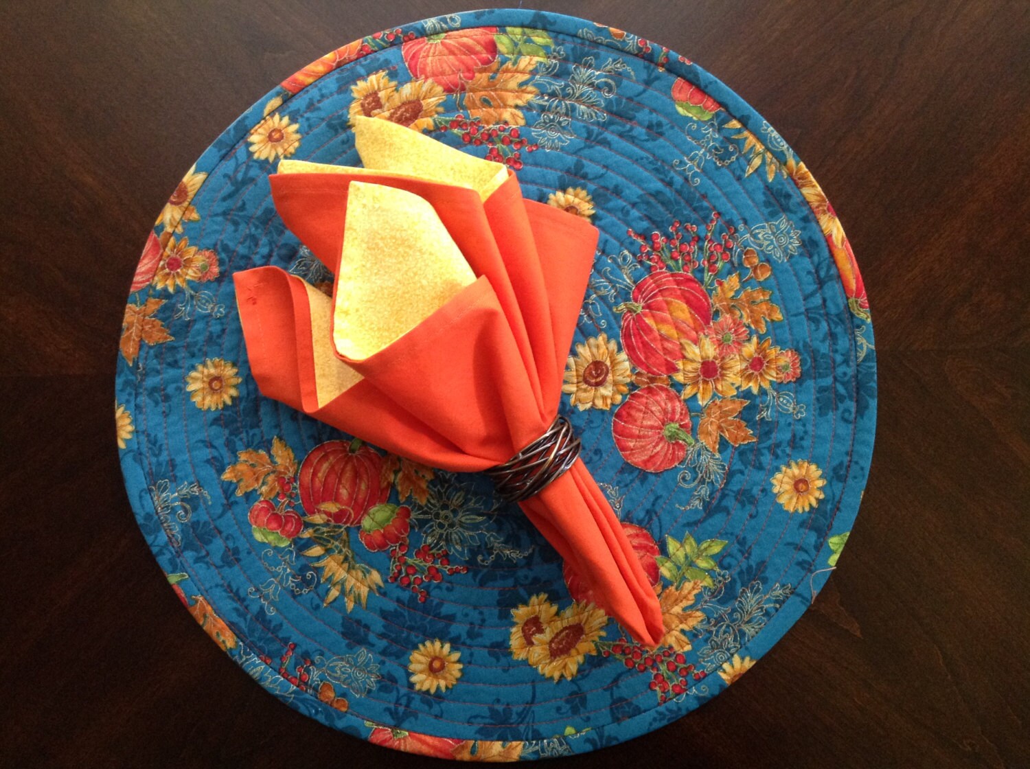 Round Placemats in a Sparkly and Colorful Fall Print, Thanksgiving