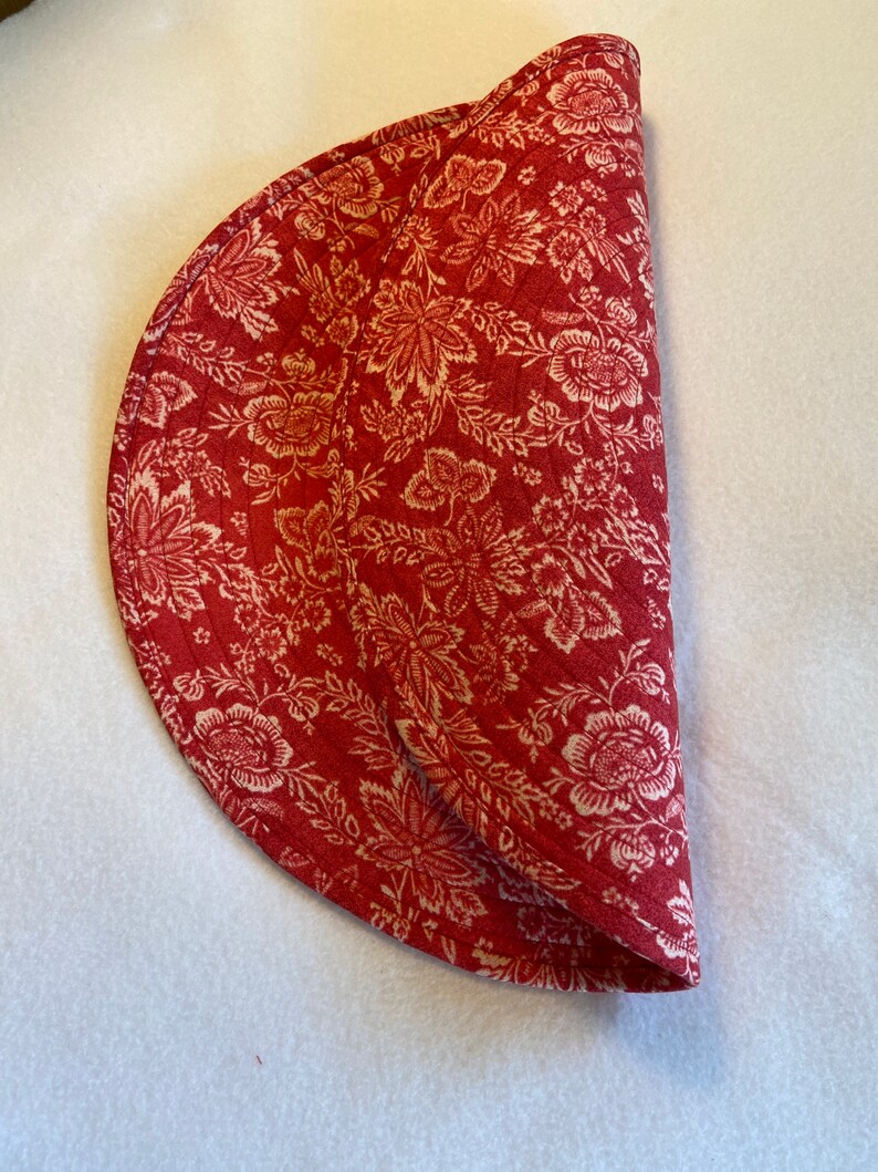 Red/Brick Peach & Cream Quilted Round Placemats. Etsy