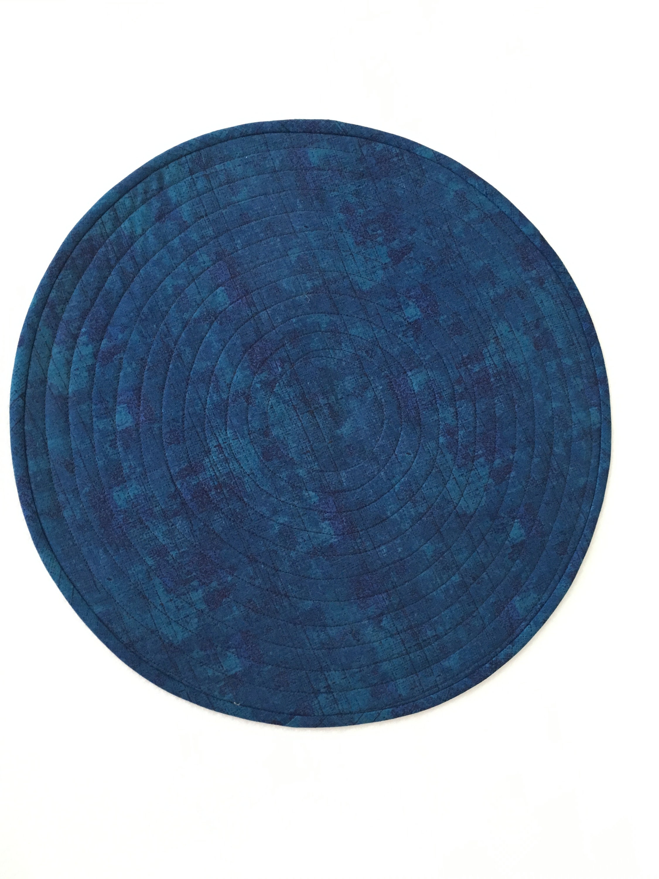 Deep Blue Round Placemat, Set of 2, Quilted Placemat