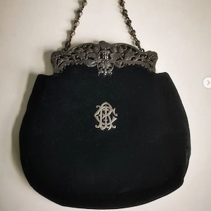 Bolsa Chatelaine de prata maciça vitoriana antiga de 1899, marca registrada de leão de Londres, letra d, cabeça de leopardo e marca de prata dos Smiths, Grey & Co.