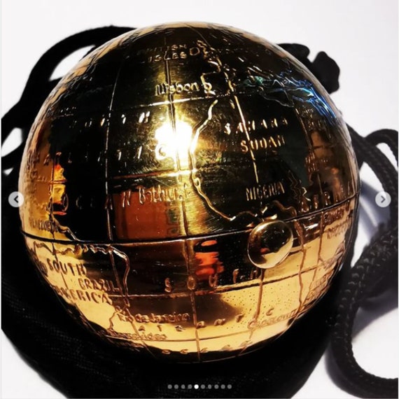 Vintage 50's Pygmalion Gold Globe Map of the World Makeup Compact with Pouch