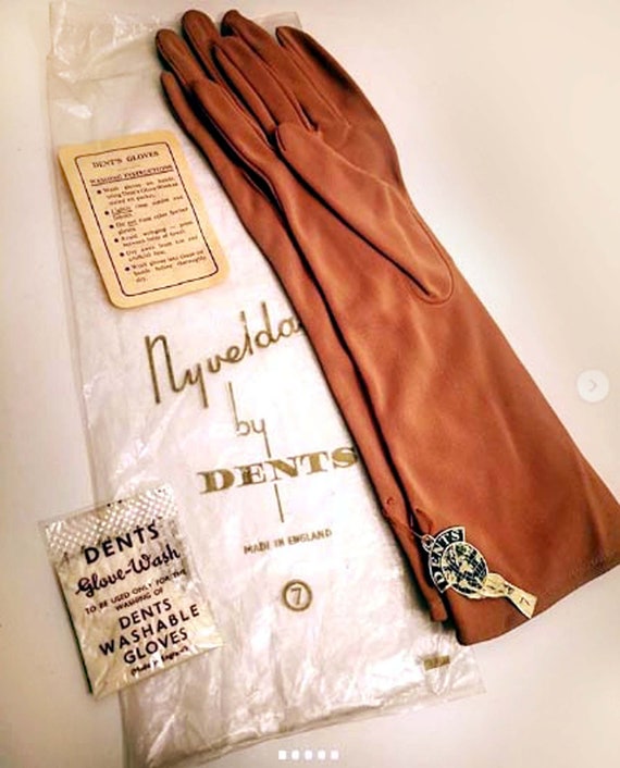 Vintage Dents Sueded Nylon Gloves Size 7 Nyvelda Made in England Never Worn! Mint Condition!