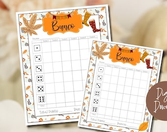 Op de afbeelding: Twee formaten Fall Bunco scorekaarten, 20,3 x 25,4 cm en halve vellen, met een herfstthema. De kaarten hebben een raster voor het scoren, dobbelsteenillustraties en het woord "Bunco" in een oranje banner. Het ontwerp bevat herfstbladeren en laarzen.