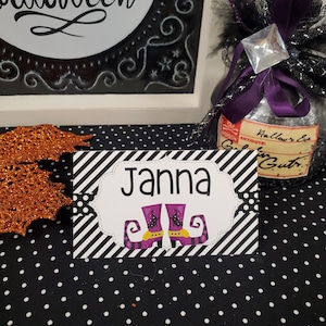 Halloween Place Cards, Food Labels, Printable Halloween Place Settings, Place Card Template, Witch Place Cards, Table Decor, Digital Cards