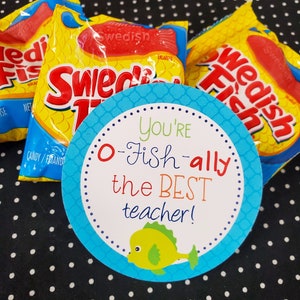 Etiquetas para presentes de agradecimento ao professor - Etiquetas para impressão de final de ano letivo - Você é O-fish-aliado o melhor professor - Etiqueta de peixe - Imprimíveis para professores - Escola