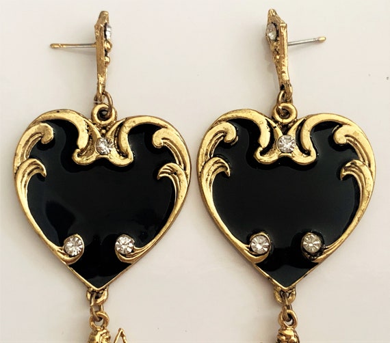 Antique Gold Black Enamel Hearts & Cupids Drop Pi… - image 4